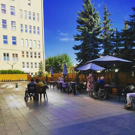 Dom Opieki Nestor Hotel วอร์ซอ ภายนอก รูปภาพ
